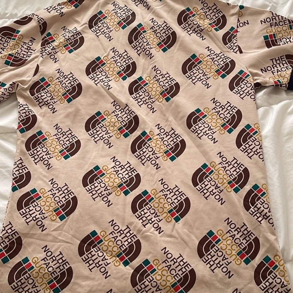 Gucci x The North Face Logo Print Polo Shirt - Picture 4 of 5